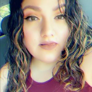 Meet your Posher, Roxana